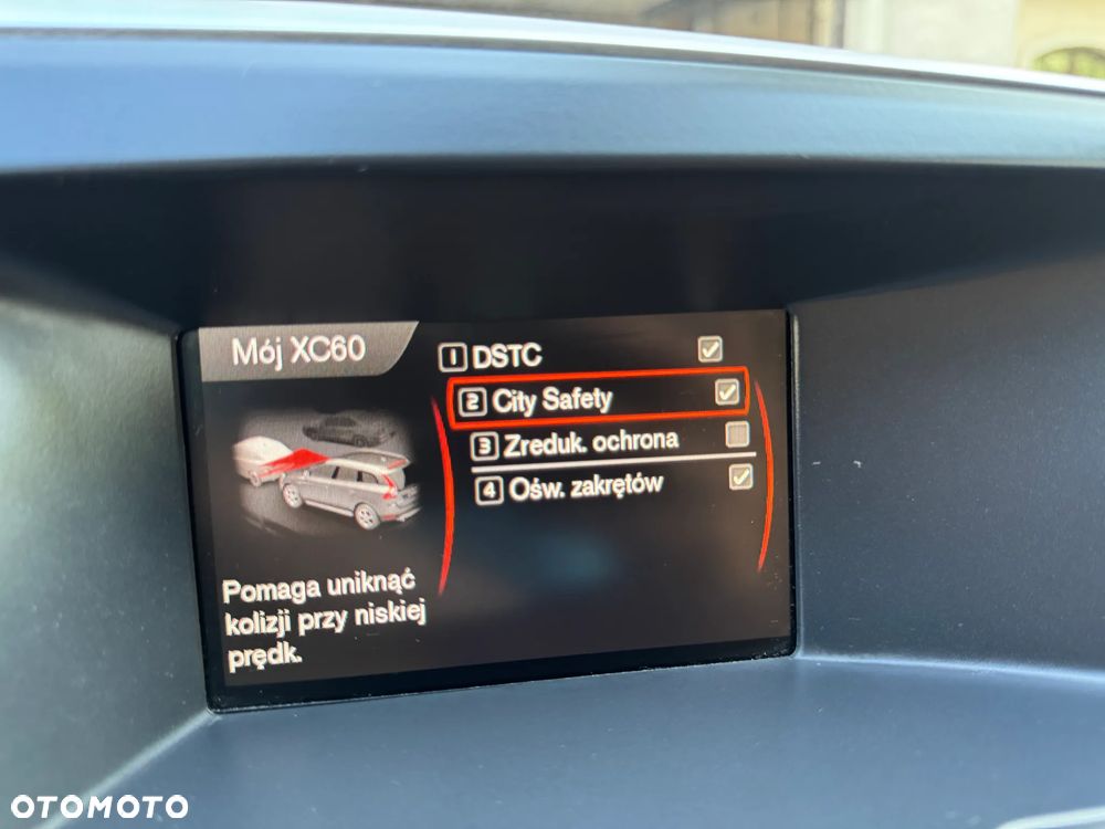Volvo XC 60 - 32