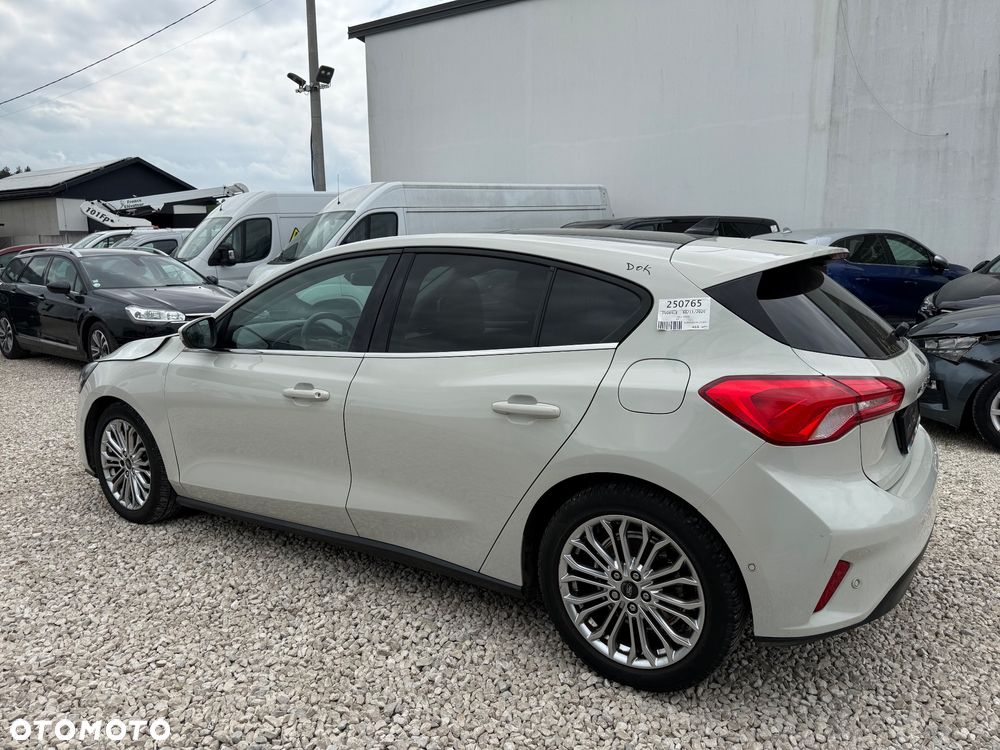 Ford Focus - 4