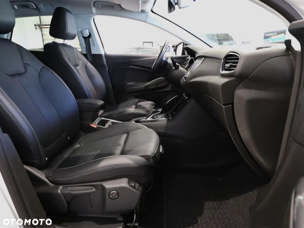 Opel Grandland X Plug-in-Hybrid4 1.6 DI Start/Stop INNOVATION - 16