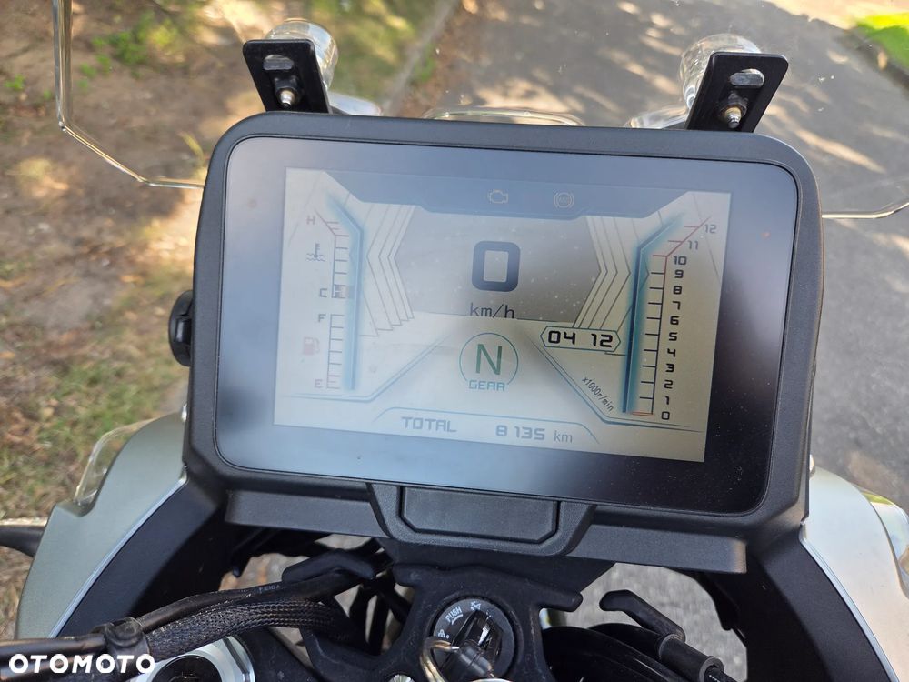 QJMOTOR SRK 700 - 12