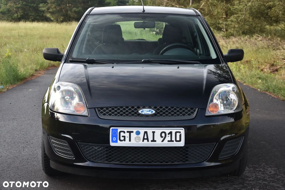 Ford Fiesta ver-1-3-black-magic - 13