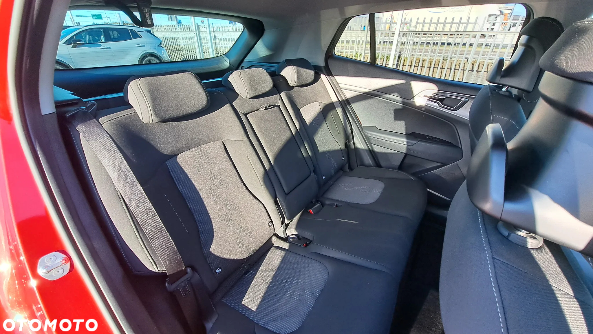 Kia Sportage 1.6 T-GDI HEV L 4WD - 32