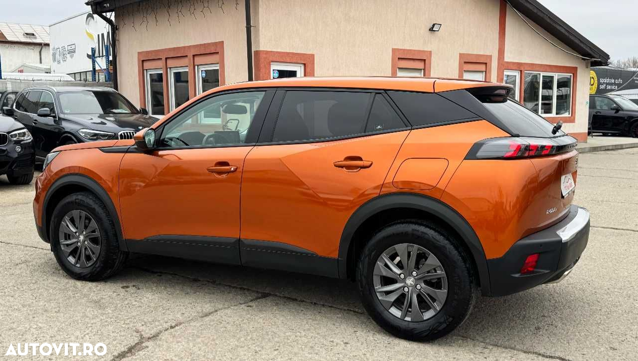 Peugeot 2008 PureTech 130 EAT8 Allure - 5