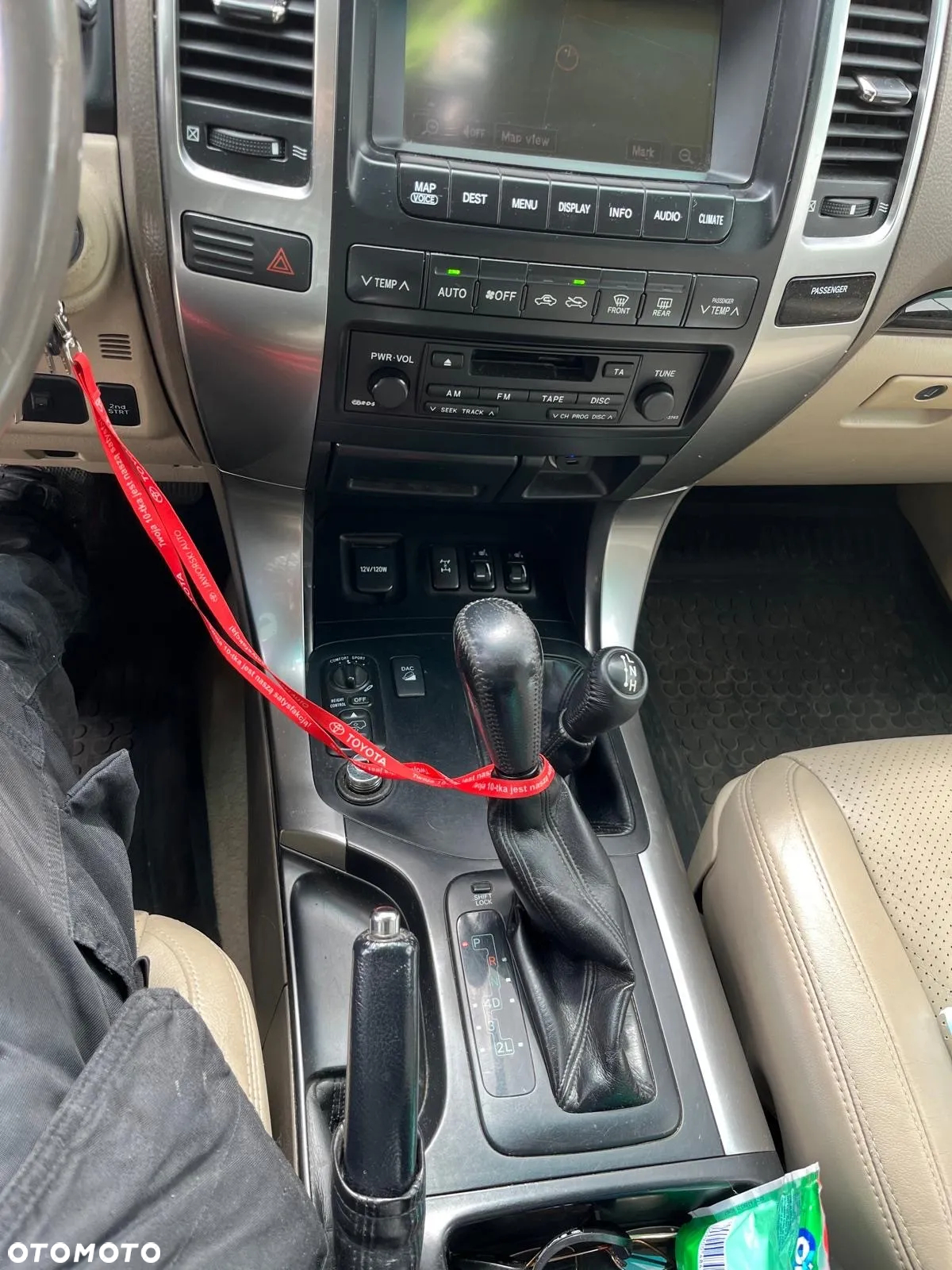 Toyota Land Cruiser - 9