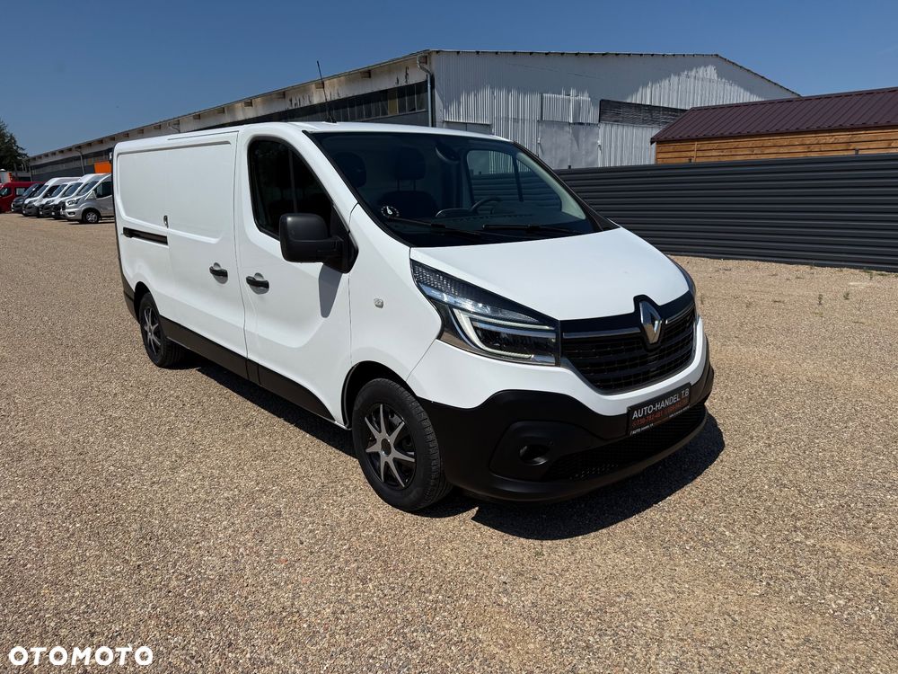 Renault Trafic - 16