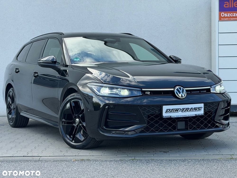 Volkswagen Passat Variant 2.0 TDI SCR DSG R-Line - 12