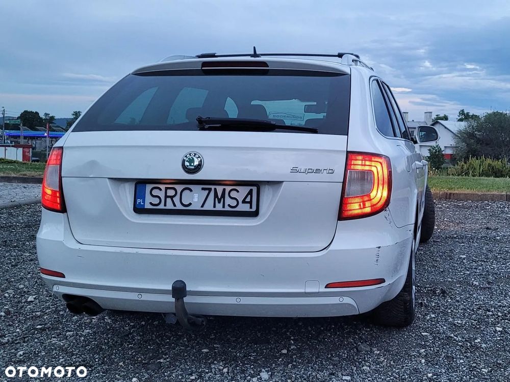 Skoda Superb 1.8 TSI Elegance DSG - 33