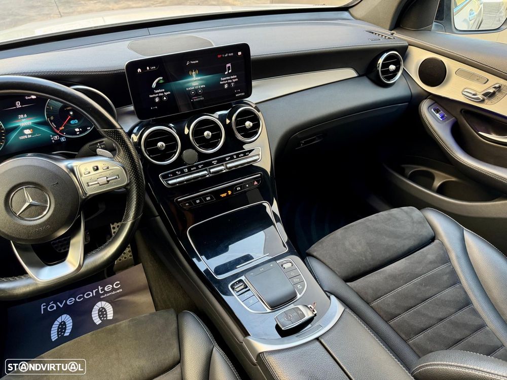 Mercedes-Benz GLC 300 de Coupe 4Matic 9G-TRONIC AMG Line Plus - 36