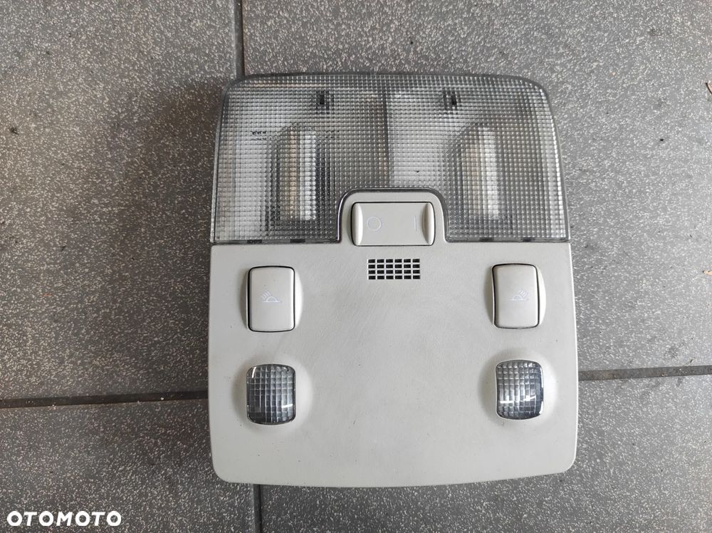 LAMPKA PODSUFITKI AUDI A3 8L LIFT 8L094711D - 1