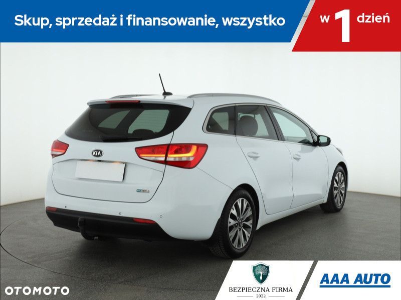 Kia Ceed - 7