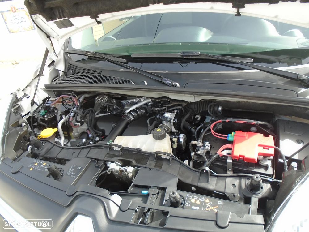 Renault Kangoo 1.5DCI 3- LUGARES 95 CV- 6V Nacional- IVA DEDUTIVEL - 23
