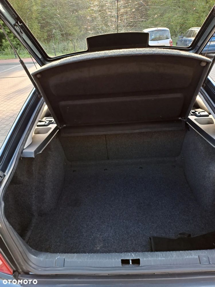 Skoda Octavia 2.0 Ambiente - 5