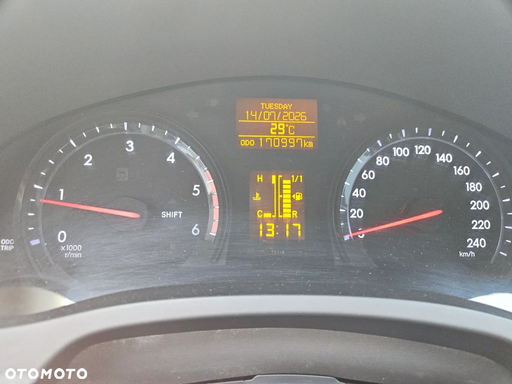 Toyota Avensis 2.0 D-4D Premium - 4