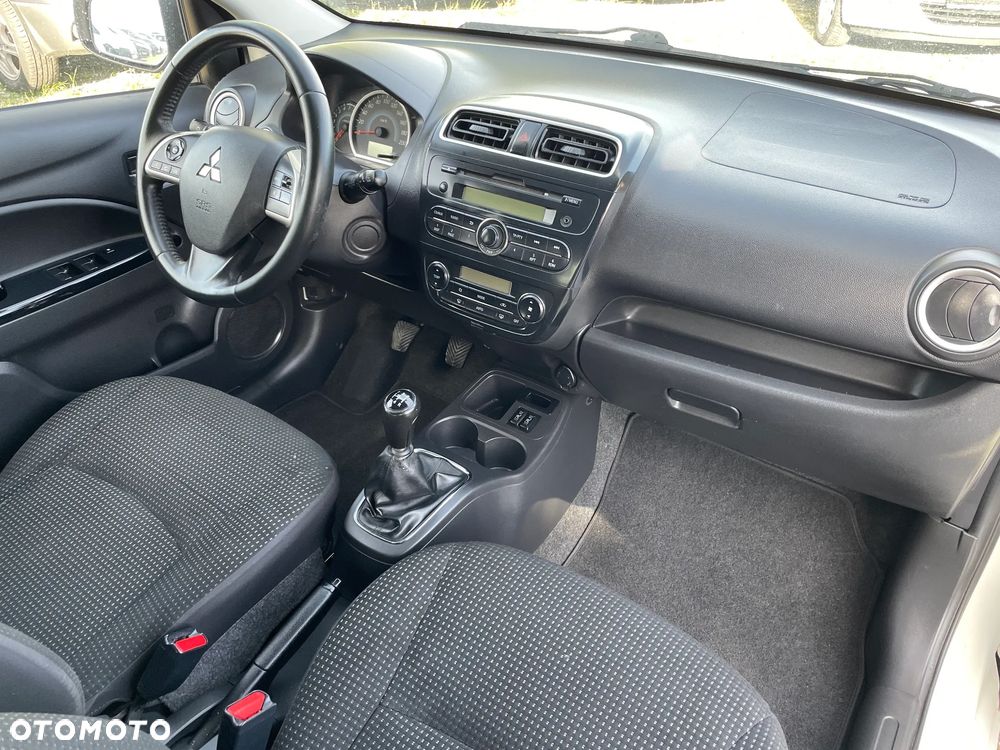 Mitsubishi Space Star 1.2 Intense - 19