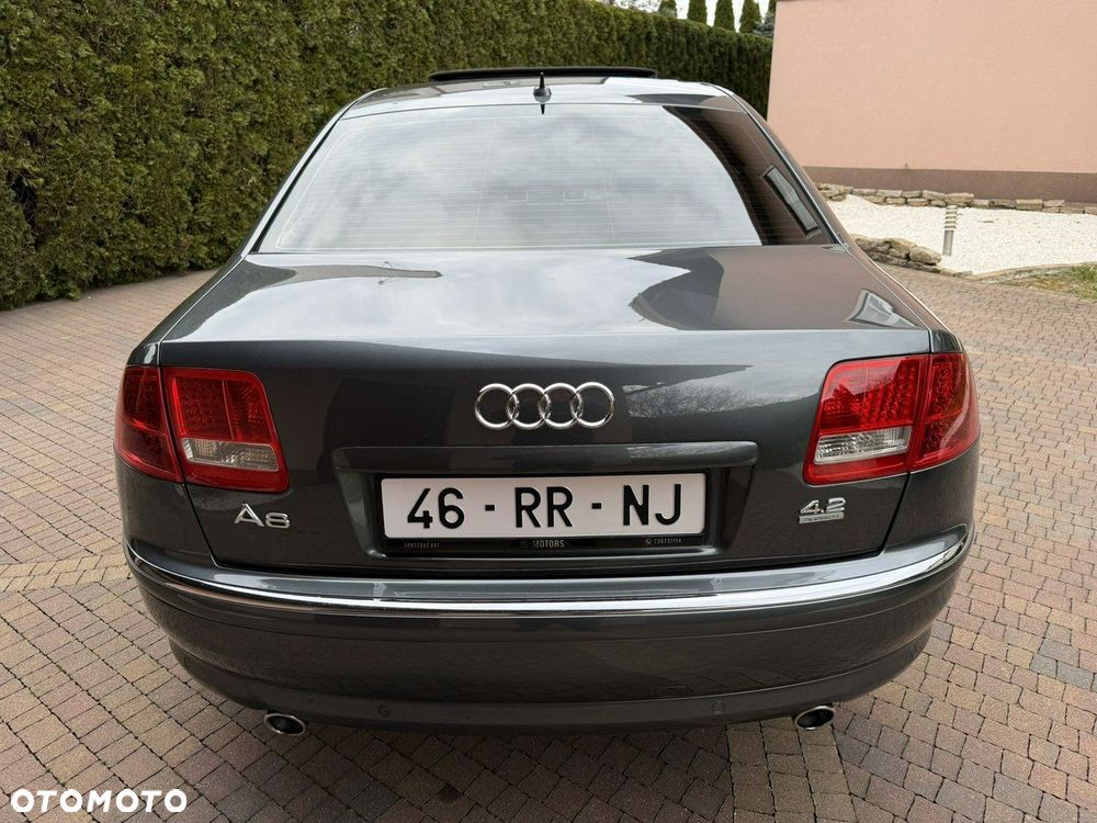 Audi A8 - 6