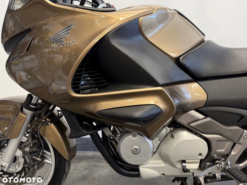 Honda Deauville - 9