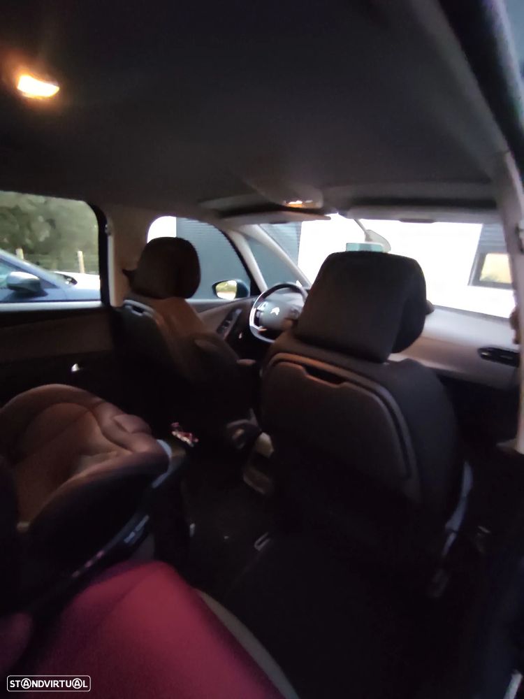 Citroën C4 Grand Picasso - 9
