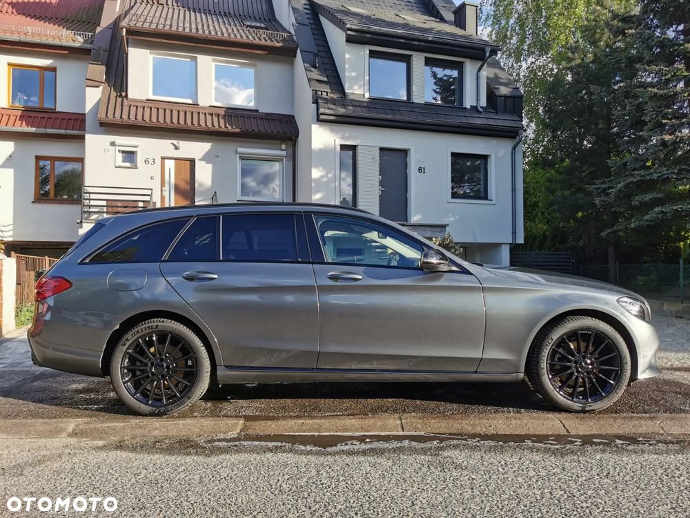 Mercedes-Benz Klasa C 200 d 9G-TRONIC Avantgarde - 4