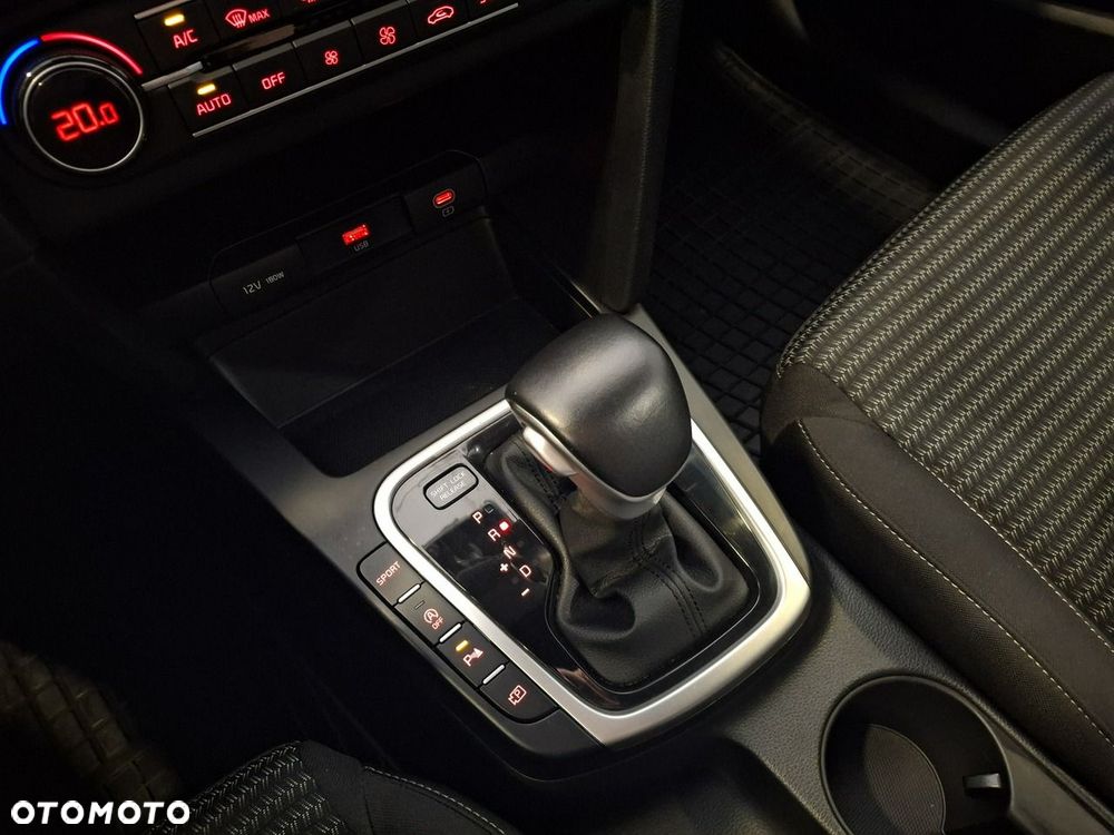 Kia XCeed 1.5 T-GDI M DCT - 16