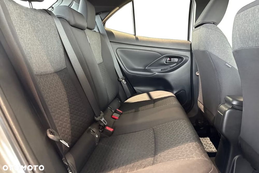 Toyota Yaris Cross - 24