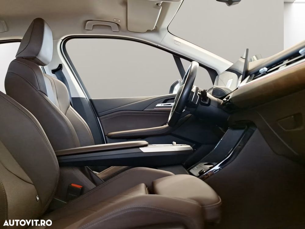 BMW Seria 2 218d Aut. Luxury Line - 7