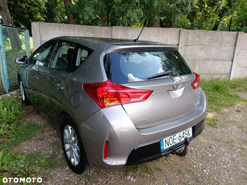 Toyota Auris 1.6 Luna - 13