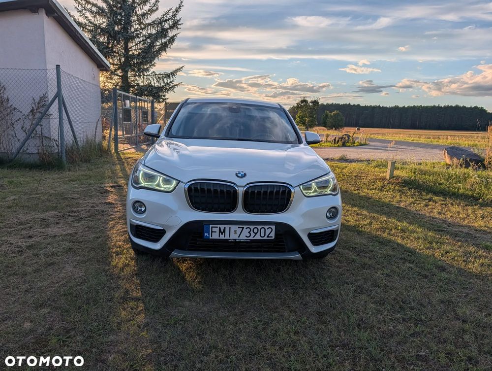BMW X1 xDrive20i - 2