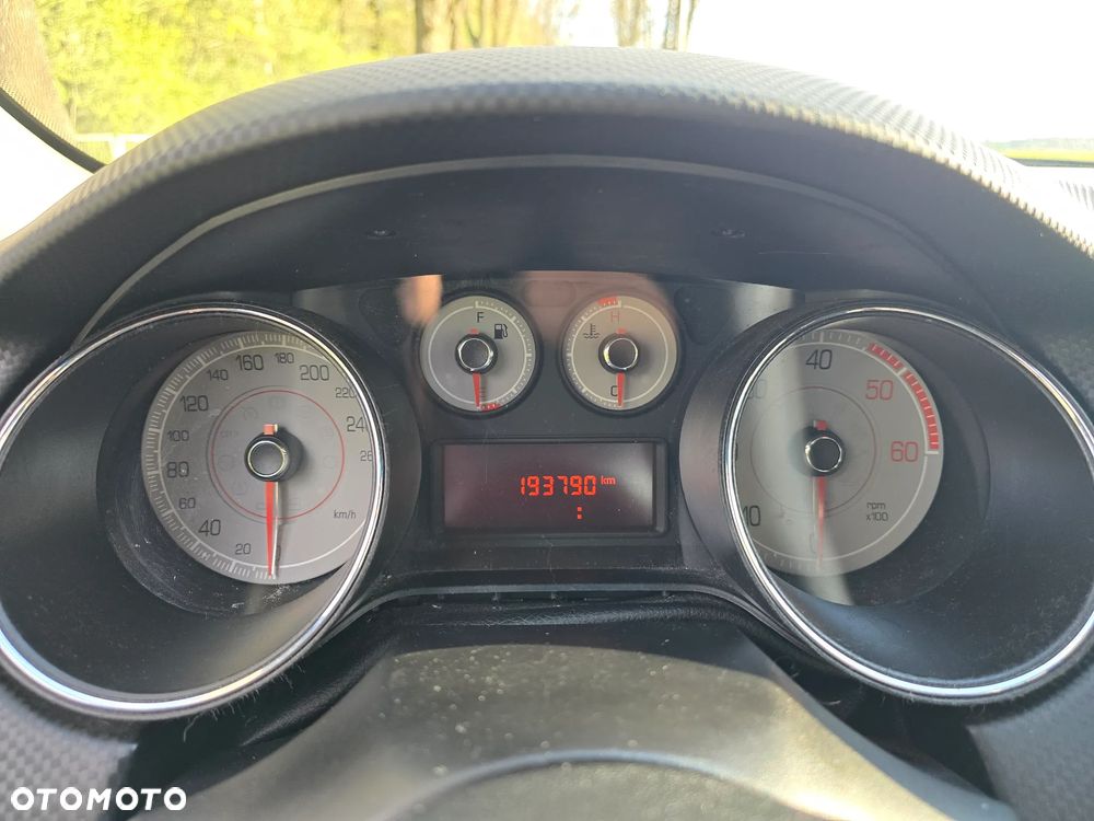 Fiat Bravo 1.9 Multijet 16V Sport - 11