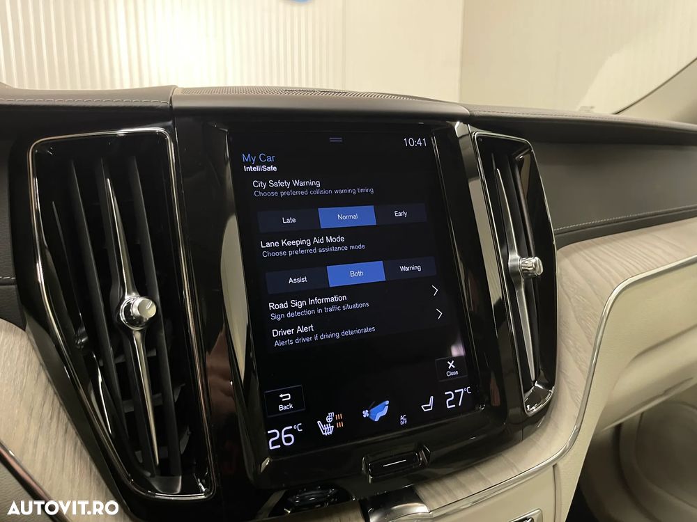 Volvo XC 60 T6 AWD Recharge Geartronic Inscription - 21