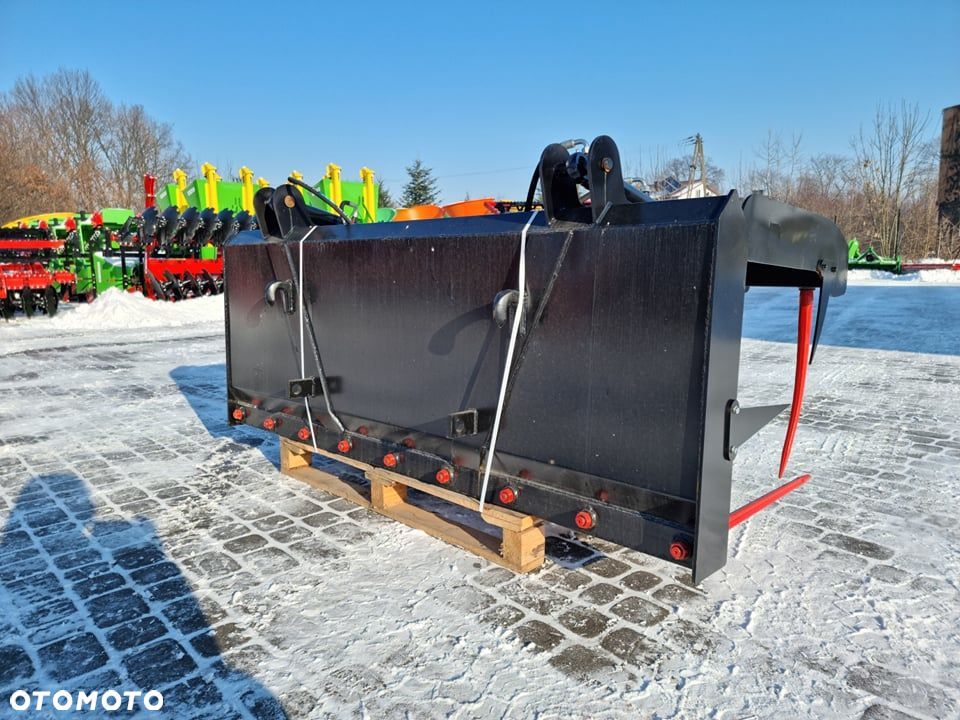 Krokodyl do obornika Tur Euro-Ramka - 4