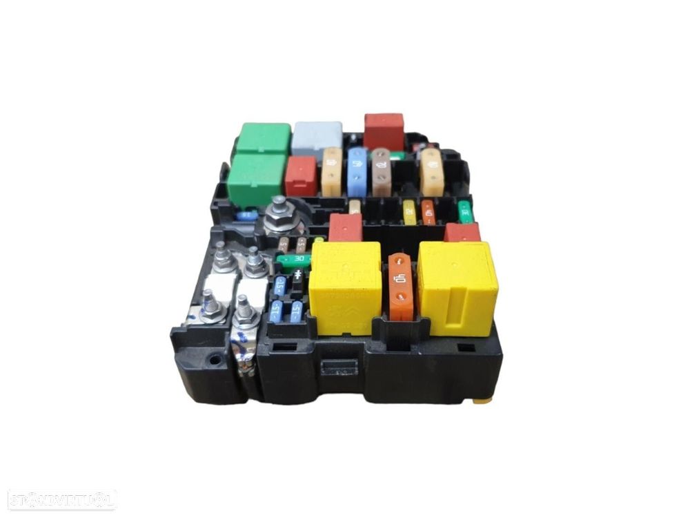 CAIXA RELÉS / FUSÍVEIS PEUGEOT 208 2016 -9804848580 - 3