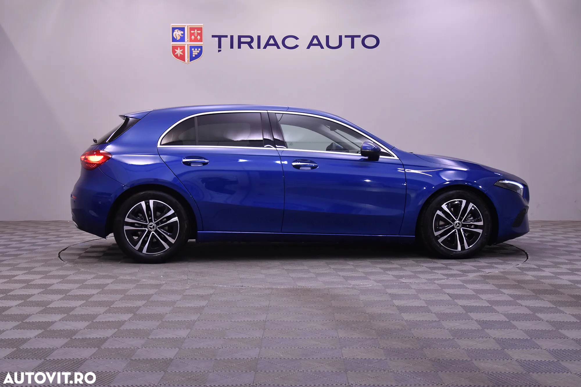 Mercedes-Benz A 200 MHEV 7G-DCT - 6