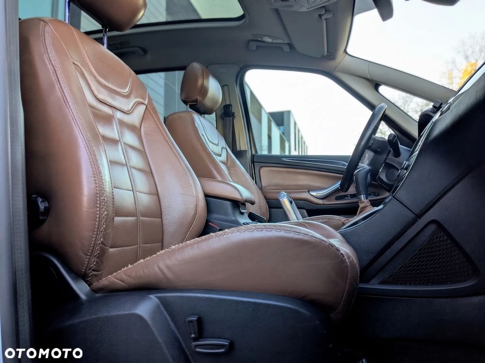 Ford S-Max 2011