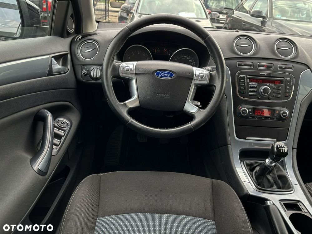 Ford Mondeo 1.6 Eco Boost Start-Stopp Business Edition - 24