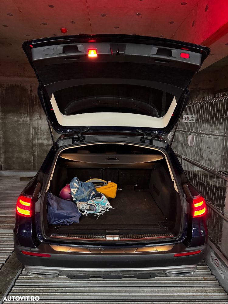 Mercedes-Benz E 400 d 4Matic All-Terrain 9G-TRONIC Avantgarde - 10