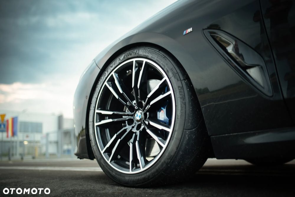 BMW Seria 8 M850i xDrive - 12