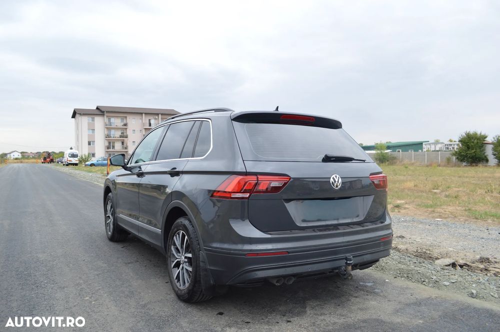 Volkswagen Tiguan 2.0 TDI 4Mot DSG Comfortline - 2