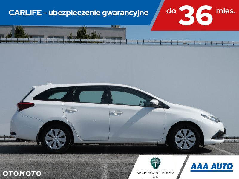 Toyota Auris - 7