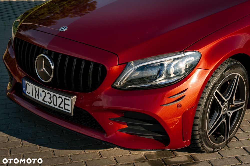 Mercedes-Benz Klasa C 300 d 4Matic 9G-TRONIC AMG Line - 6