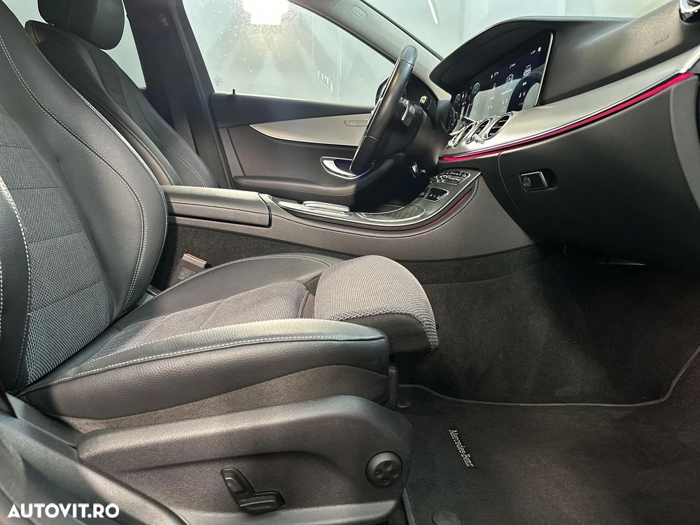 Mercedes-Benz E - 11