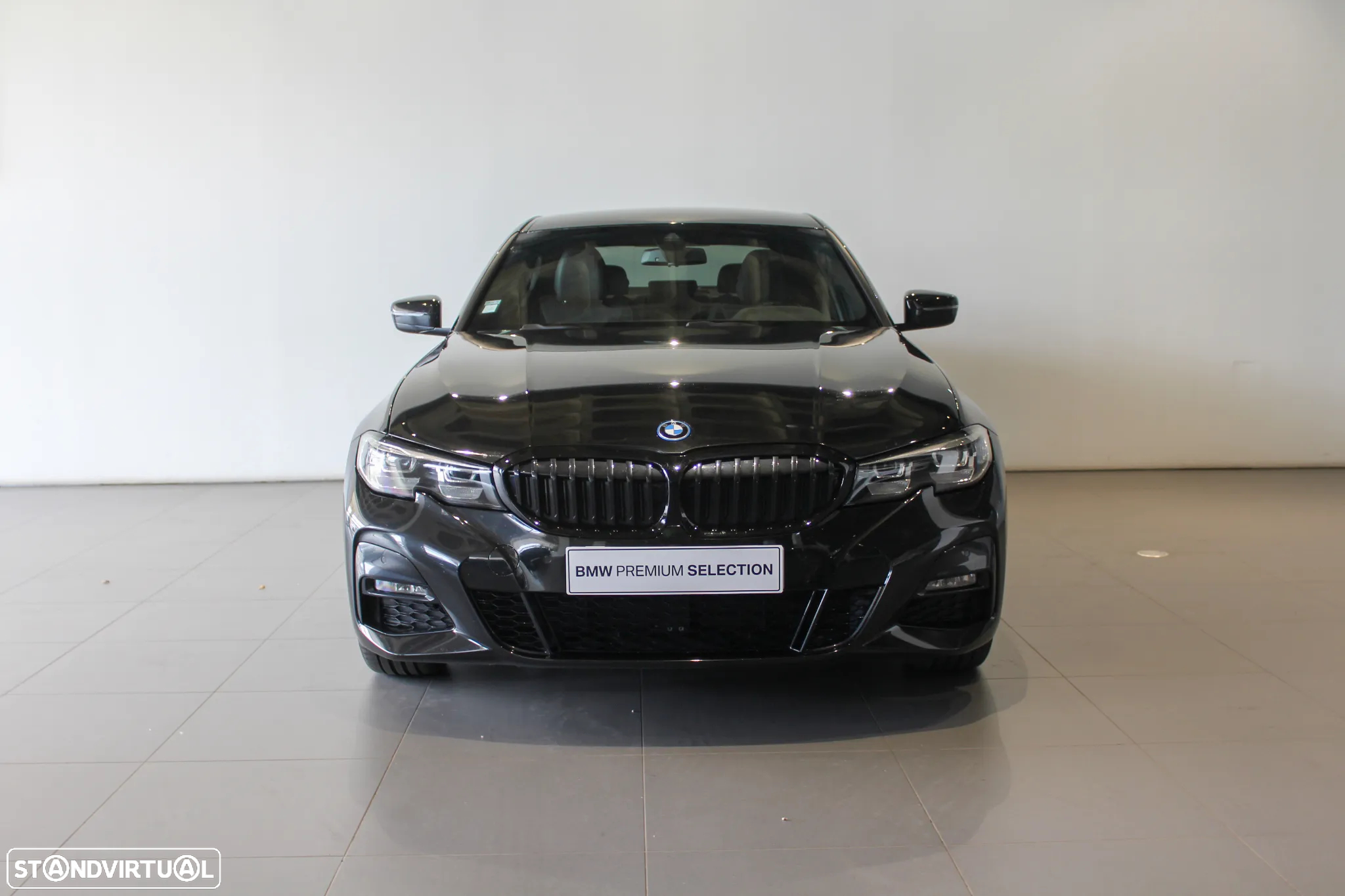 BMW 330 e Pack Desportivo M Auto - 3