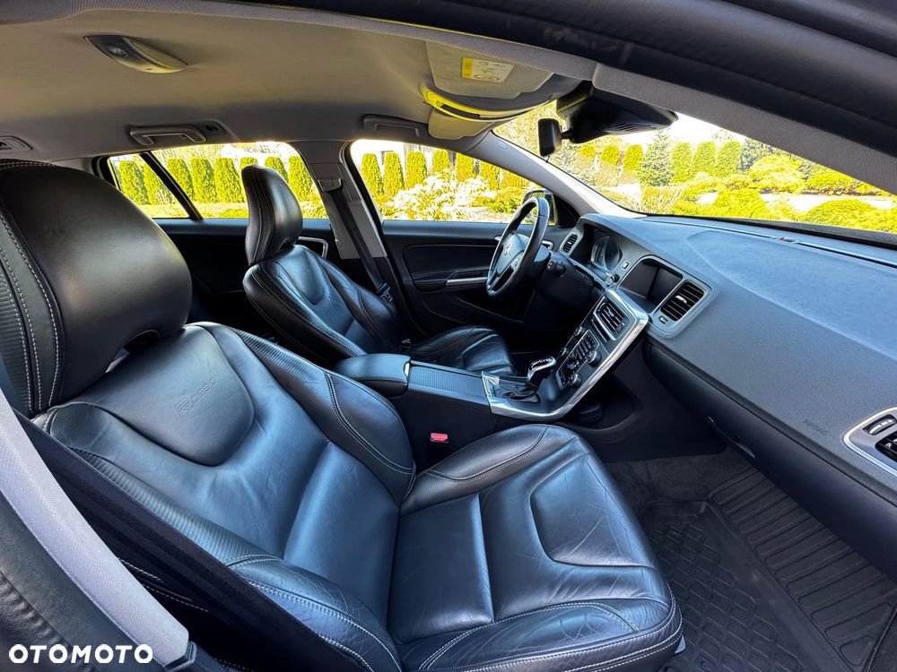 Volvo V60 Cross Country D3 Geartronic - 15