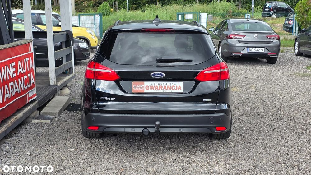 Ford Focus 1.0 EcoBoost Titanium - 28