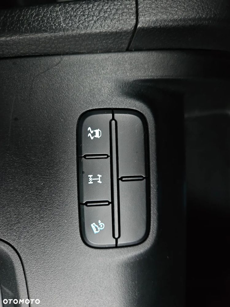 Ford Ranger Raptor - 26