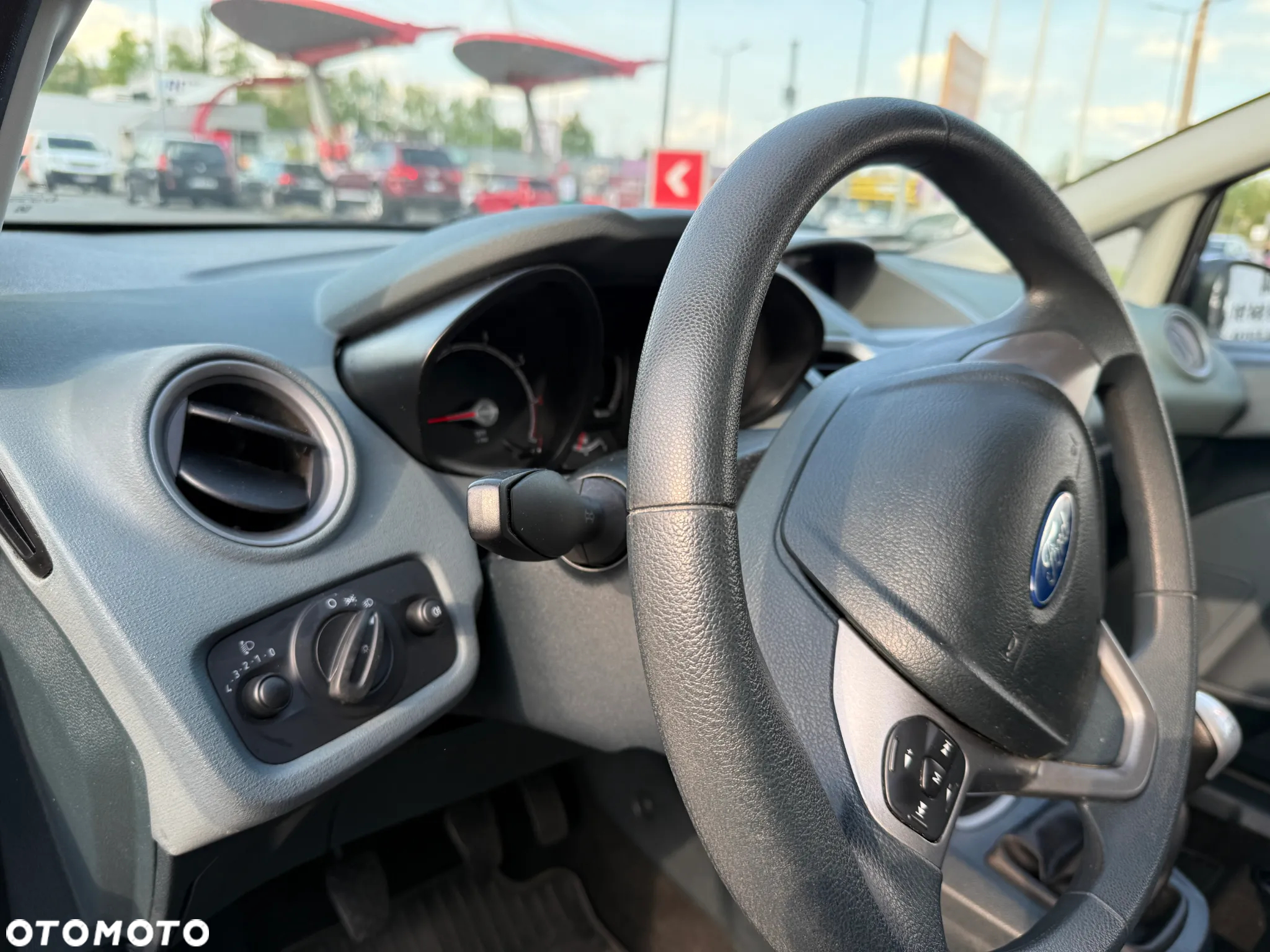 Ford Fiesta 1.25 Ghia - 22