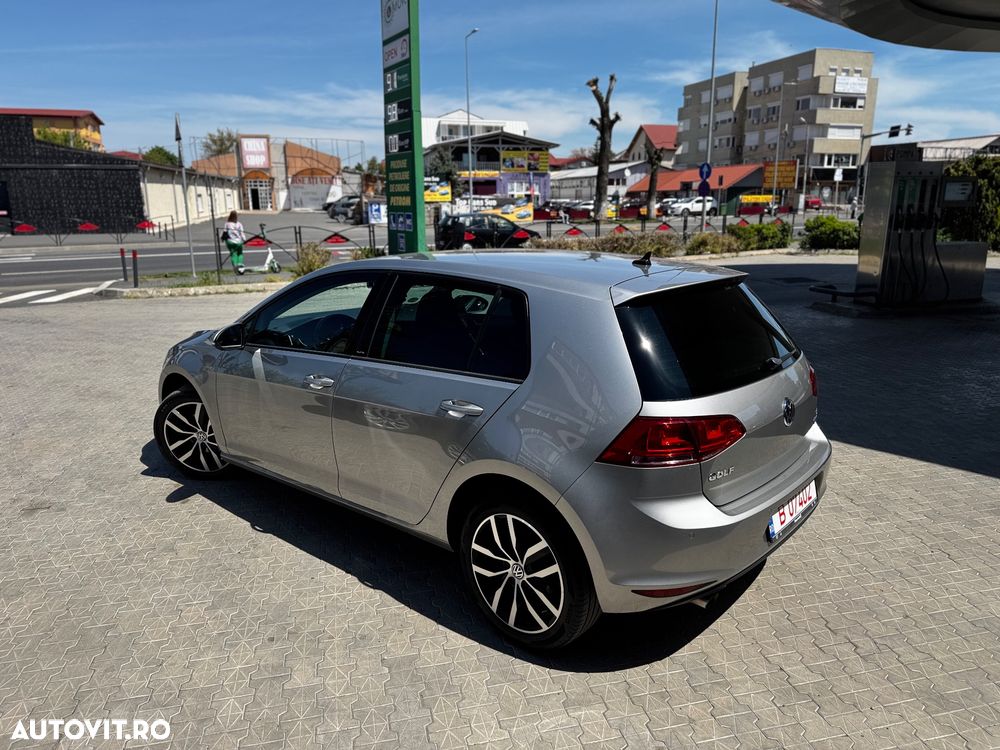 Volkswagen Golf 1.2 TSI BlueMotion Technology Allstar - 7