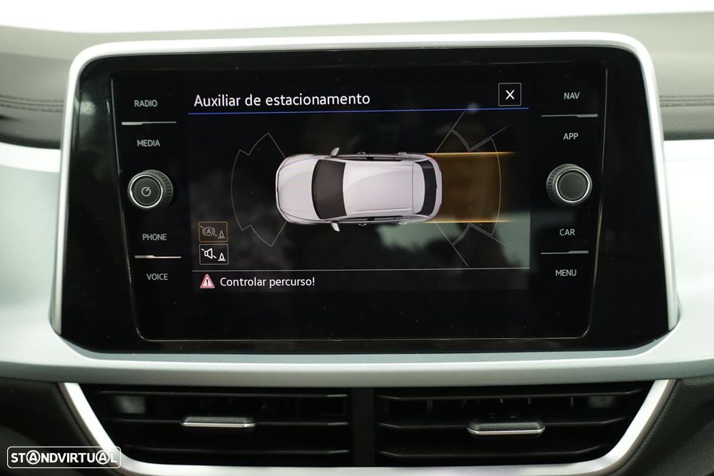 VW T-Roc 1.0 TSI - 12