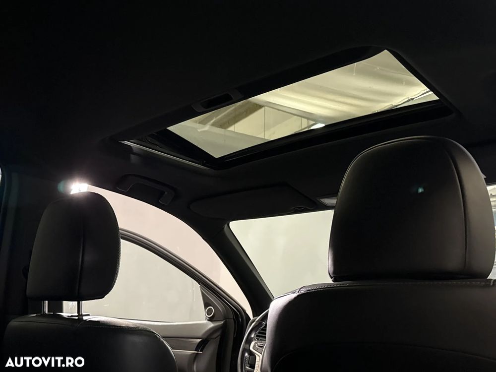 Mitsubishi Outlander - 23