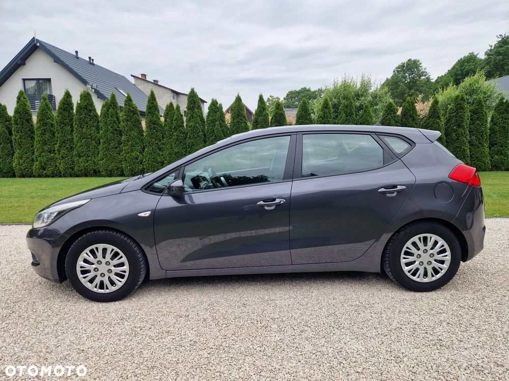 Kia Ceed 1.4 CVVT Attract plus - 4