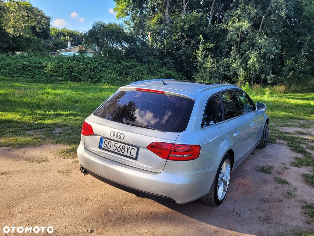 Audi A4 - 40